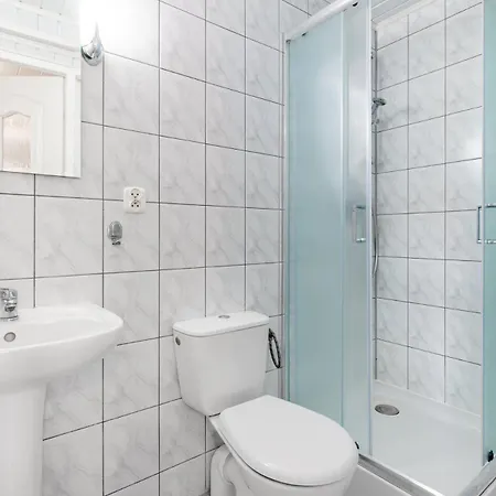 Dom Goscinny Bursztynek Krynica Morska